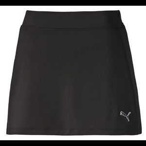 Puma Ladies Solid Knit Black Golf Skirt w/ Built-in Shorts size M